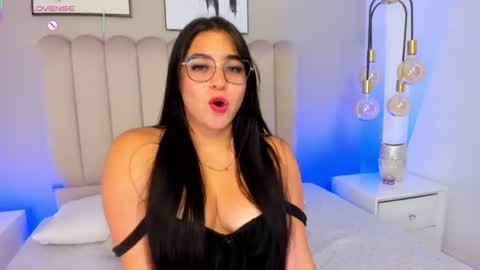 Melanie online show from July 16, 1:11 am