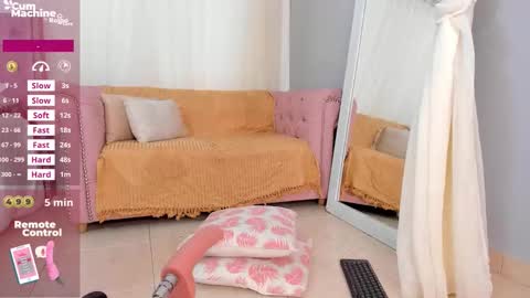 Snapshot of melanie_milleer chatting on November 28, 5:21 am Melanie Miller online show from November 28, 5:21 am