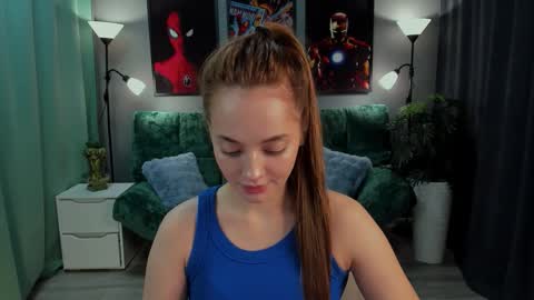 MelanieAlves online show from November 27, 6:32 pm