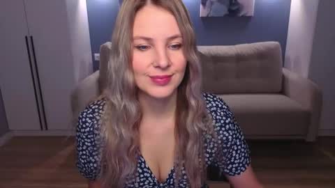 Melanie Bennett online show from March 10, 6:18 am