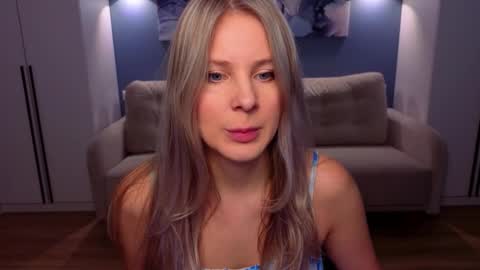 Snapshot of melaniebennett chatting on March 31, 7:20 am Melanie Bennett online show from March 31, 7:20 am