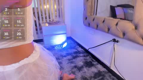 Melanie  online show from October 3, 11:29 am