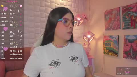 Snapshot of melaniegrayx chatting on June 12, 2:27 pm melaniegrayx online show from June 12, 2:27 pm
