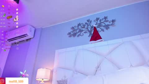 Snapshot of melanieklaus chatting on December 14, 4:09 pm Melanie online show from December 14, 4:09 pm