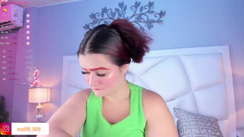 Snapshot of melanieklaus chatting on January 13, 12:02 pm Melanie online show from January 13, 12:02 pm