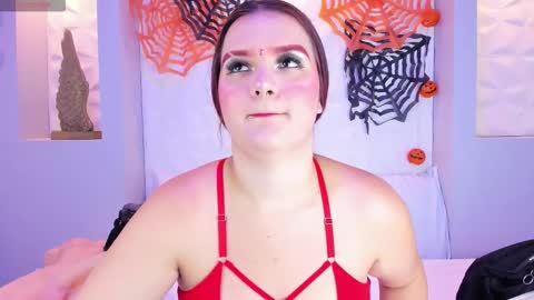 Melanie online show from October 25, 11:29 am