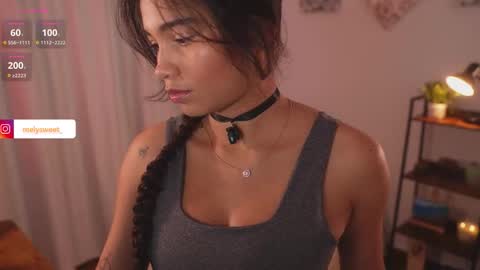 Snapshot of melanieryann_ chatting on December 3, 3:32 pm Ig melysweet online show from December 3, 3:32 pm