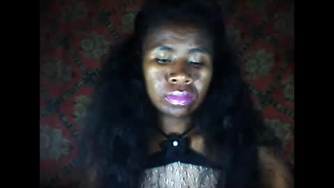 melanih online show from November 18, 3:27 pm