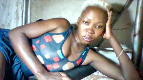 melaninndriping online show from February 11, 3:06 pm