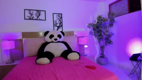 Melannie cutte online show from February 5, 8:13 pm