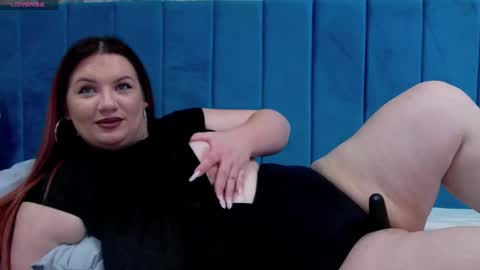 melanniebrown online show from December 4, 5:16 am