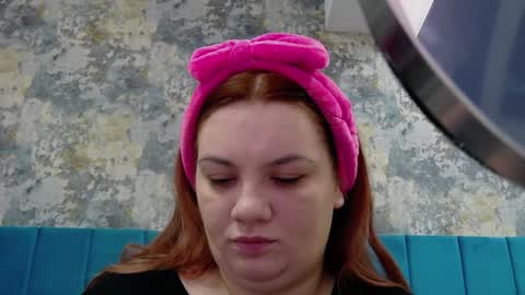 melanniebrown online show from January 6, 3:20 am