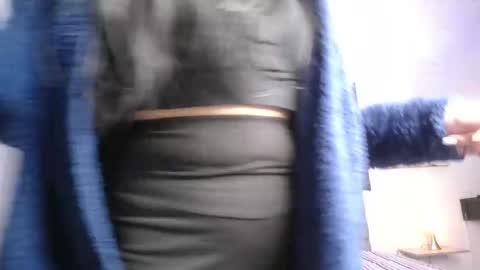 melanny_petite online show from May 5, 11:29 am