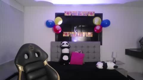 melanny_petite online show from June 19, 12:42 pm