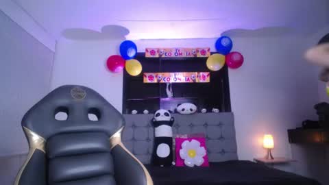melanny_petite online show from July 7, 12:31 pm