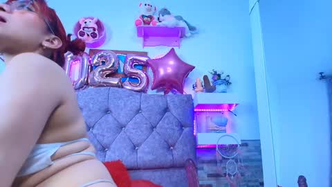 Melanny taylor online show from January 2, 9:33 am