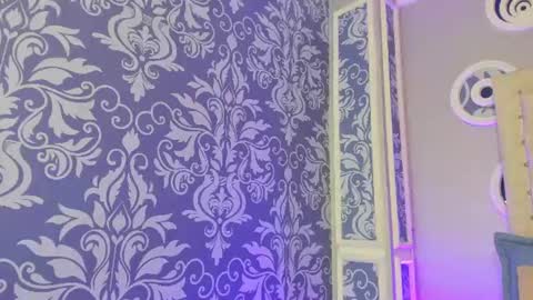 Snapshot of melany_blossom chatting on July 25, 10:13 am melany online show from July 25, 10:13 am