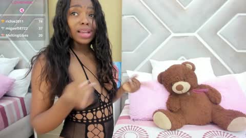 Melanie online show from February 7, 2:37 pm