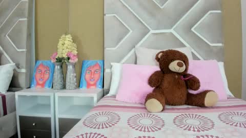 Melanie online show from February 10, 11:25 am