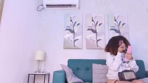 Melany  online show from June 10, 12:04 pm