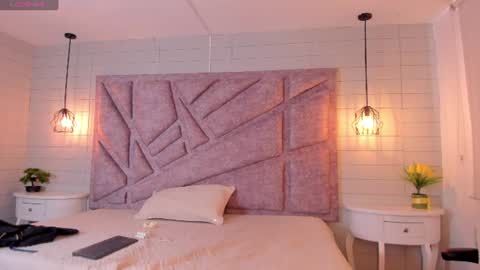 melany_heaven online show from July 11, 9:38 pm