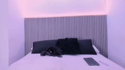 Snapshot of melany_hoffman chatting on October 2, 9:33 pm melany_hoffman online show from October 2, 9:33 pm