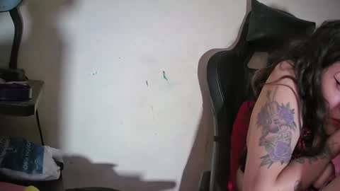 Snapshot of melany_isabella chatting on June 4, 8:59 pm melany online show from June 4, 8:59 pm