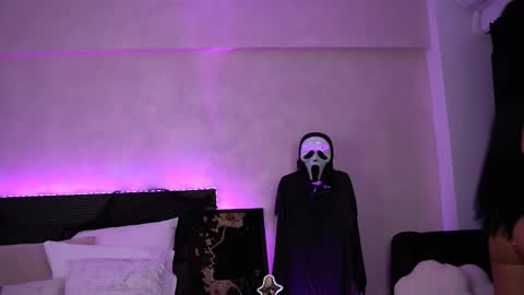 Snapshot of melanyass chatting on October 18, 4:15 am Mellanya online show from October 18, 4:15 am