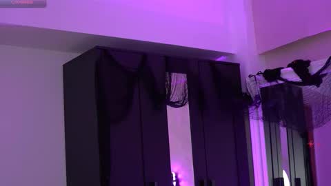 Snapshot of melanyass chatting on November 1, 4:58 am Mellanya online show from November 1, 4:58 am