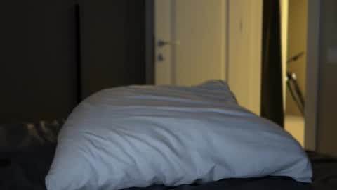 Adel online show from October 2, 2:57 pm