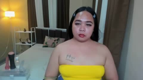 Snapshot of melayfoxx chatting on May 1, 12:21 pm melayfoxx online show from May 1, 12:21 pm