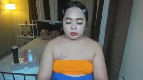 Snapshot of melayfoxx chatting on May 3, 12:22 pm melayfoxx online show from May 3, 12:22 pm
