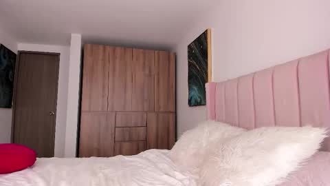 Mel Gomez online show from October 21, 4:24 am