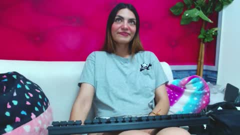 melhiza online show from December 16, 12:26 am