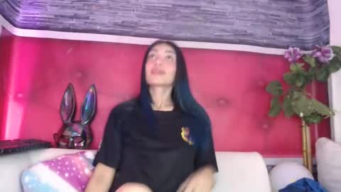 melhiza online show from February 16, 11:05 am