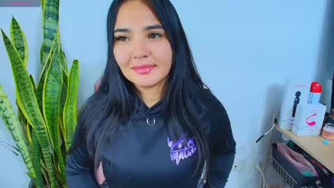 Snapshot of meli__brown chatting on May 19, 1:56 am Independent model online show from May 19, 1:56 am