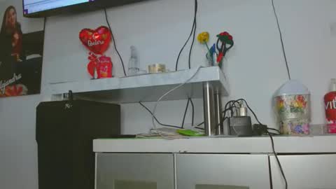 Maleja online show from December 3, 2:26 pm