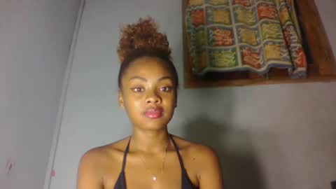 meliana98 online show from October 12, 5:45 pm