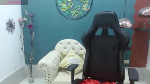 eli online show from February 12, 8:50 pm