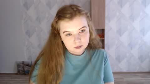 Snapshot of melina_beauty chatting on October 25, 9:06 am Melina online show from October 25, 9:06 am