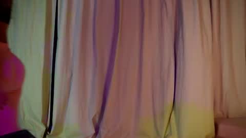 MelinaSmith  online show from June 13, 6:39 pm