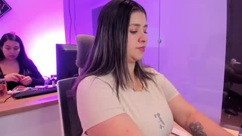 Melinda online show from October 11, 1:31 pm