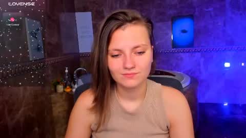 Snapshot of melindat chatting on July 25, 12:31 am Melinda online show from July 25, 12:31 am