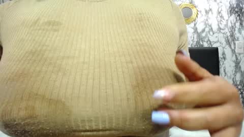 Melissa online show from December 19, 2:57 pm