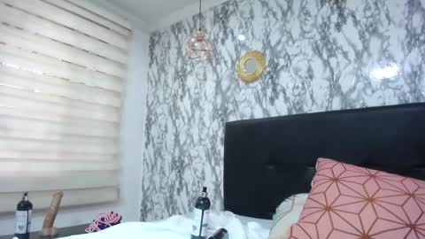 Melissa online show from December 20, 8:45 pm