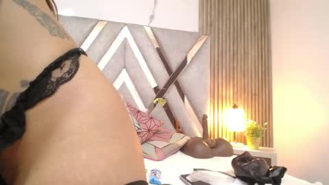 Melissa online show from April 24, 11:34 am