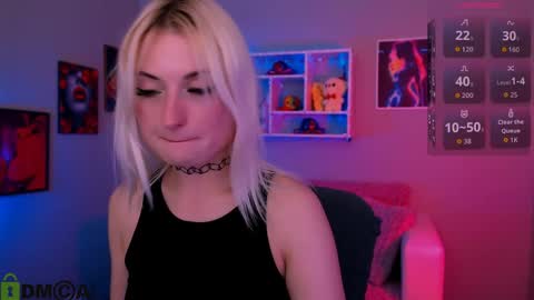 Snapshot of melisa_white1 chatting on April 25, 7:22 pm Melisa online show from April 25, 7:22 pm