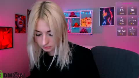 Snapshot of melisa_white1 chatting on June 7, 7:50 pm Melisa online show from June 7, 7:50 pm