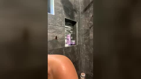 Melisa online show from February 5, 6:34 pm