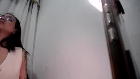 melishanton online show from February 26, 5:09 am